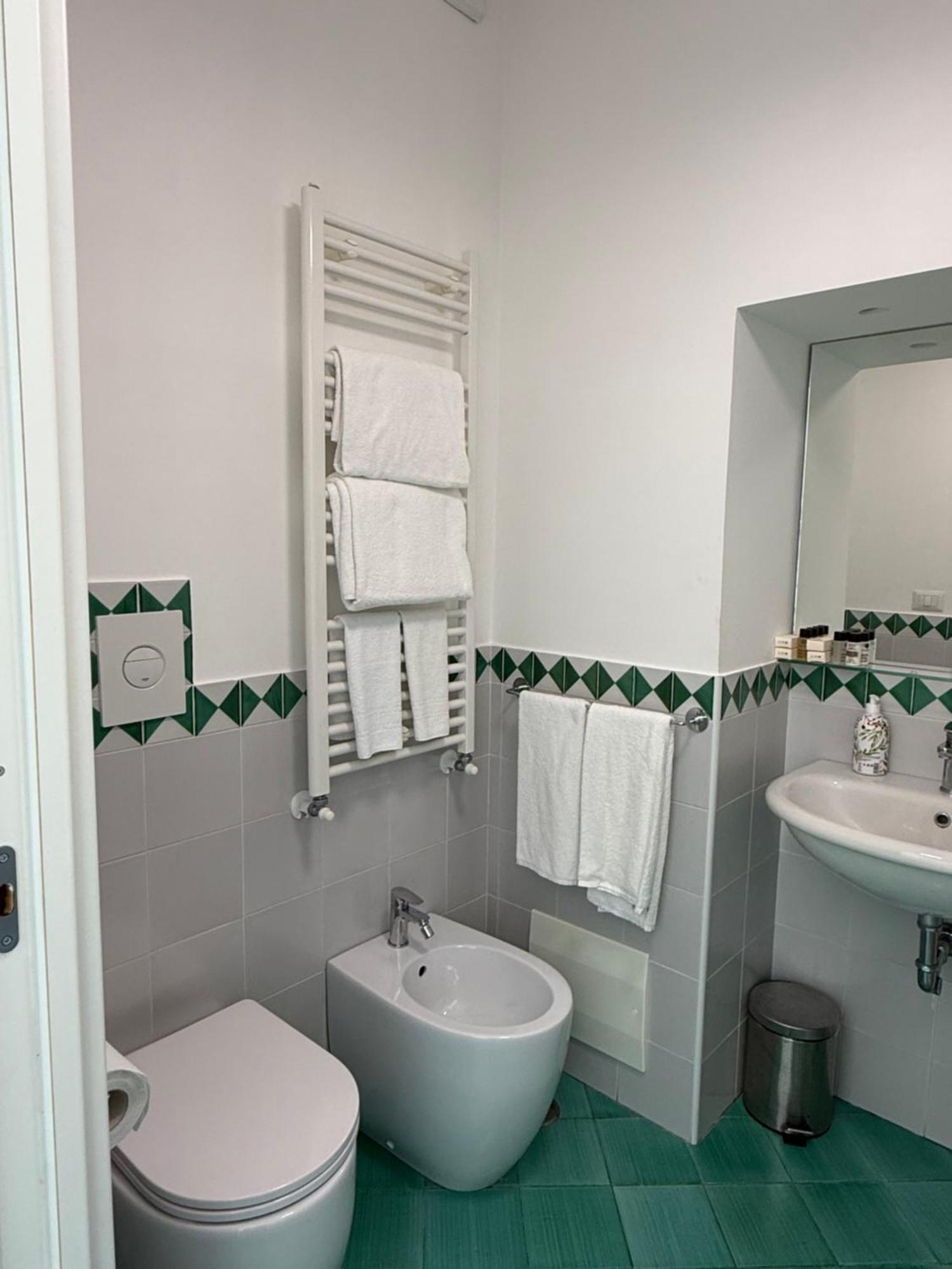 Vietri Casa Gabriella - Amalfi Coast - Free Parking - Full Sea Viewヴィラ エクステリア 写真
